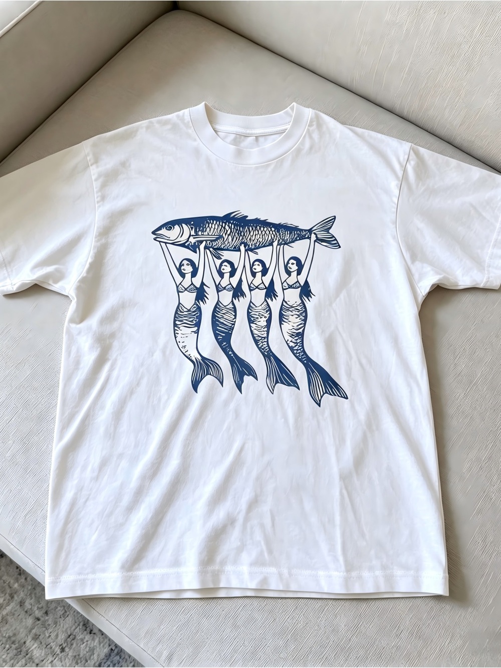 Mermaids Holdings Four Fish Haze Ocean Art Graphic Women Men T-shirt Unisex